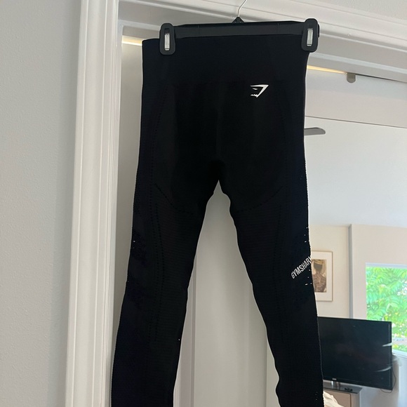 Black Gymshark Leggings - Picture 1 of 1